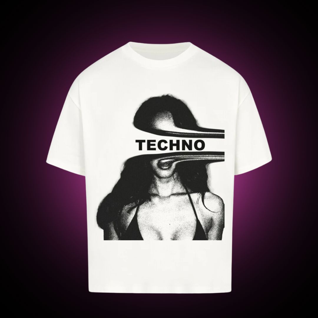 TECHNO BITCH - Oversized Shirt