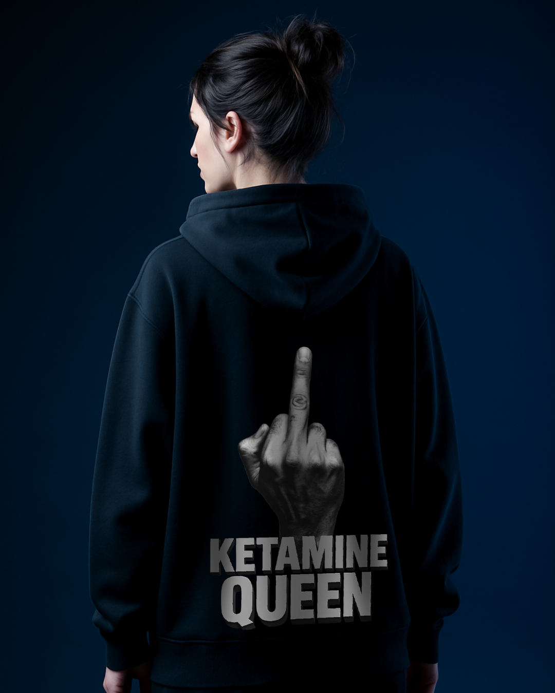 QUEEN - OVERSIZED HOODIE