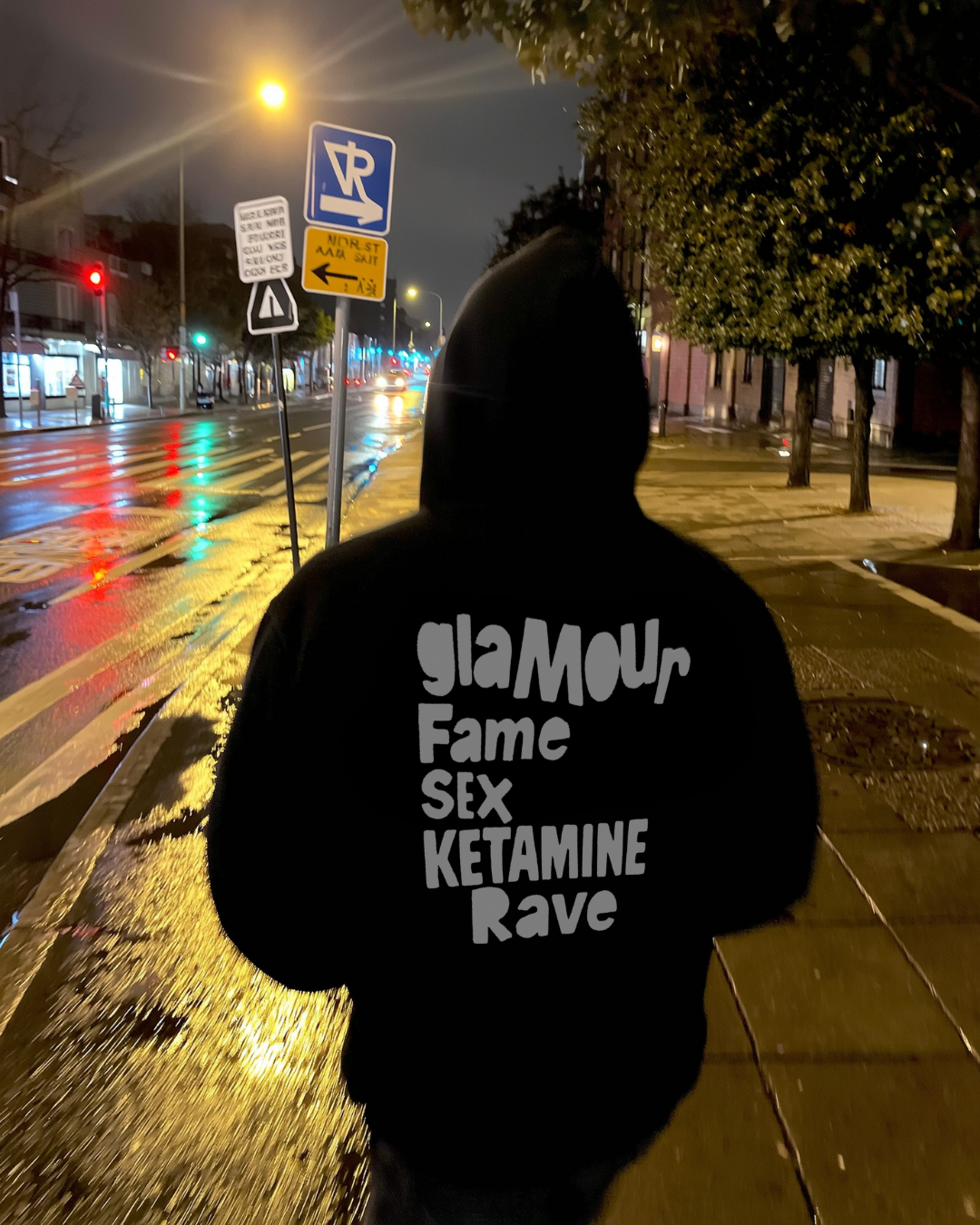 GLAMOUR - OVERSIZED HOODIE