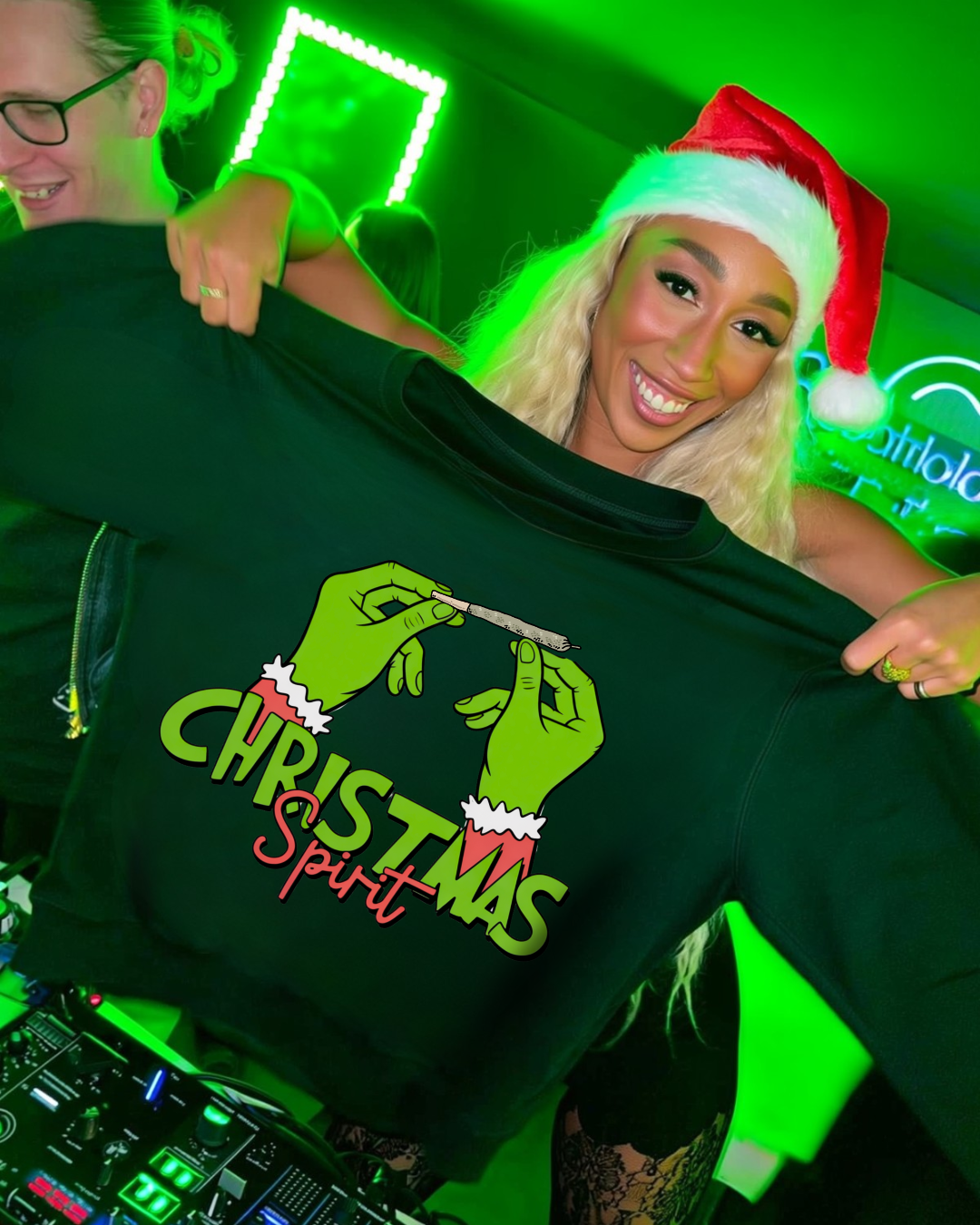 CHRISTMAS SPIRIT - CHRISTMAS SWEATSHIRT
