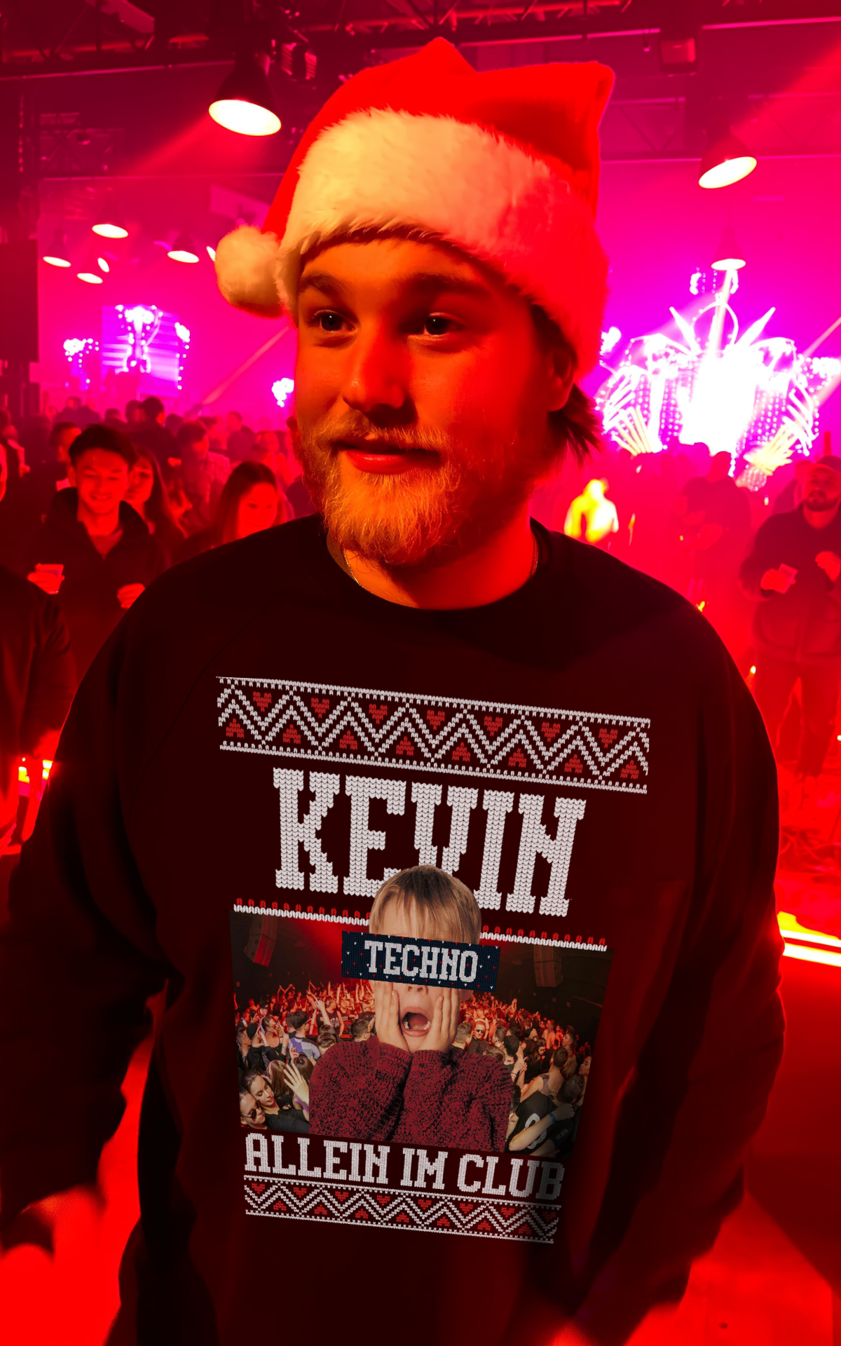 Kevin allein im Club - CHRISTMAS SWEATER UNISEX